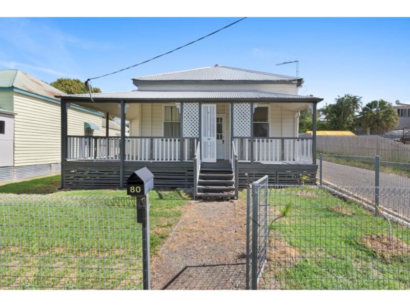 80 West Street, The Range QLD 4700
